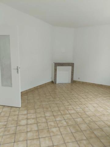 Location                                                      Maison
                        
                     3 pièces                      78 m2                     à Rezé