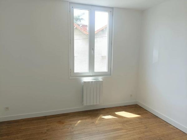 Location                                                      Maison
                        
                     3 pièces                      78 m2                     à Rezé