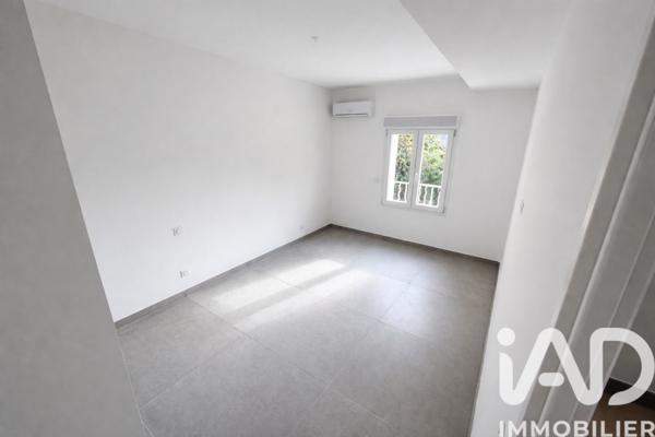 Appartement à vendre 4 pièces 88 m² Nîmes