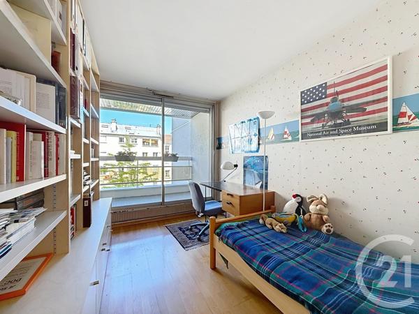 Appartement F4 à vendre  4 pièces - 92,15 m 2   PARIS  - 75012
