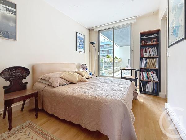 Appartement F4 à vendre  4 pièces - 92,15 m 2   PARIS  - 75012