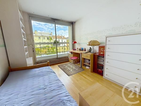 Appartement F4 à vendre  4 pièces - 92,15 m 2   PARIS  - 75012