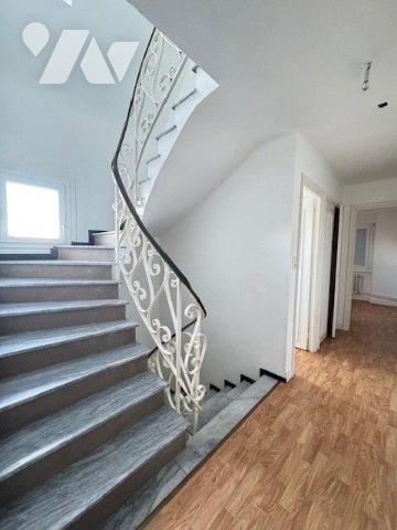 A vendre Immeuble à MELLAC (29)

Immeuble situé au bourg de Mellac comprenant trois logements...