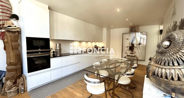 À vendre Maison 8 pièces 223.54 m² - Chartres 28000