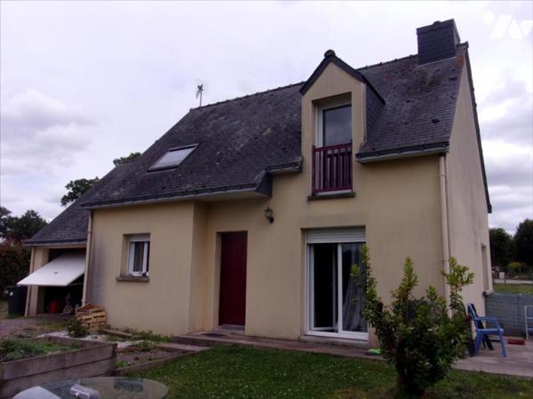 COMBLESSAC, Maison familiale à vendre.