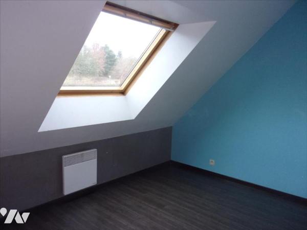 COMBLESSAC, Maison familiale à vendre.