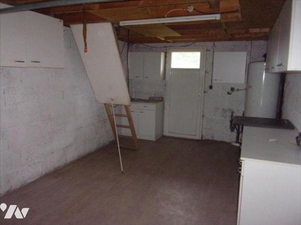 COMBLESSAC, Maison familiale à vendre.