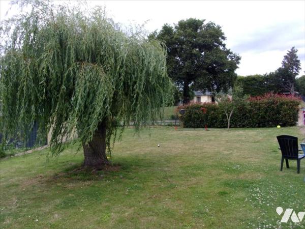 COMBLESSAC, Maison familiale à vendre.