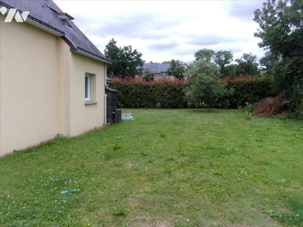 COMBLESSAC, Maison familiale à vendre.