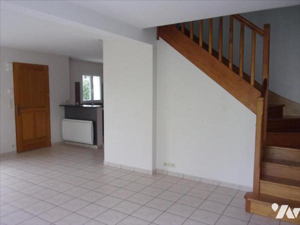 COMBLESSAC, Maison familiale à vendre.