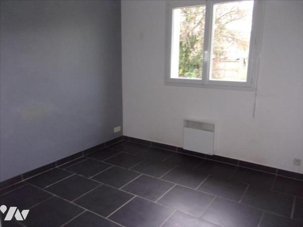 COMBLESSAC, Maison familiale à vendre.