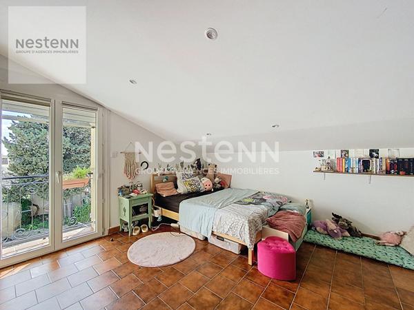 Maison Miramas 6 chambres 282 m2 double garage