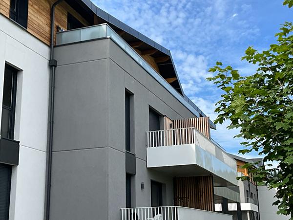 APPARTEMENT T2 ETAT NEUF AVEC TERRASSE ET PARKING PRIVATIF EN SOUS-SOL DOUBS / PONTARLIER
