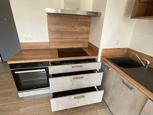 APPARTEMENT T2 ETAT NEUF AVEC TERRASSE ET PARKING PRIVATIF EN SOUS-SOL DOUBS / PONTARLIER