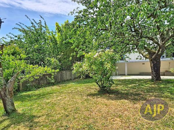 Vente maison Nantes : 367 500 € - AJP Immobilier Nantes Rond-Point de Rennes