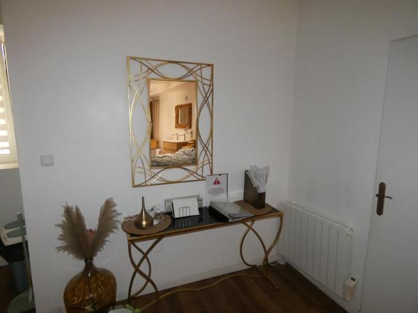 Immeuble rénové de 3 logements meublés de tourisme