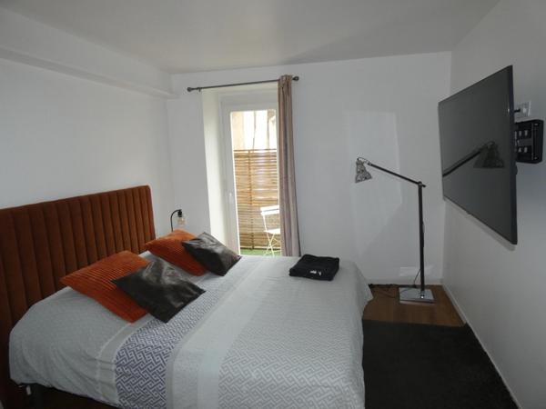 Immeuble rénové de 3 logements meublés de tourisme