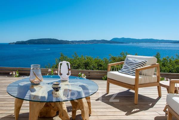 Duplex design sur l'eau