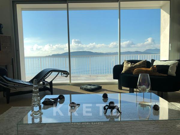 Duplex design sur l'eau