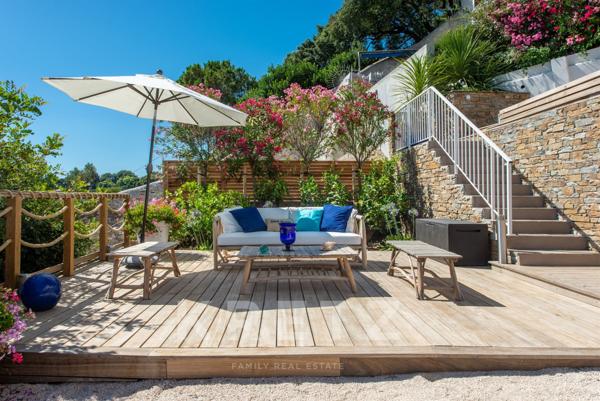 Duplex design sur l'eau