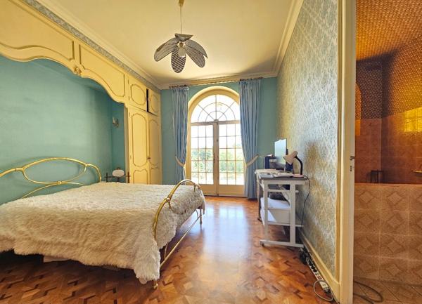 Maison à vendre 16440 Roullet Saint Estephe 6 chambres 322.81 m2