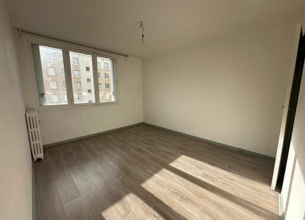 Appartement à louer    3 pièces • 58 m2    Limoges