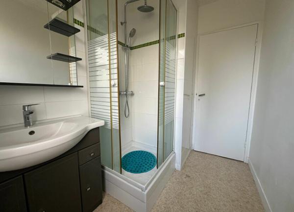 Appartement à louer    3 pièces • 58 m2    Limoges