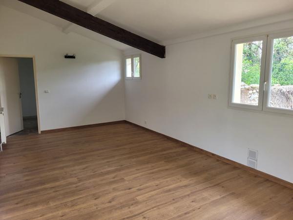 Maison de type T4 avec jardin et garage