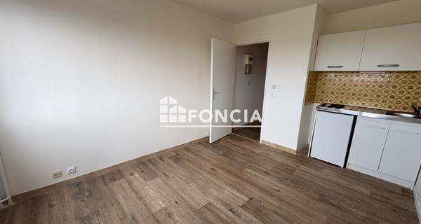 Location Studio 17.04 m² - Melun 77000