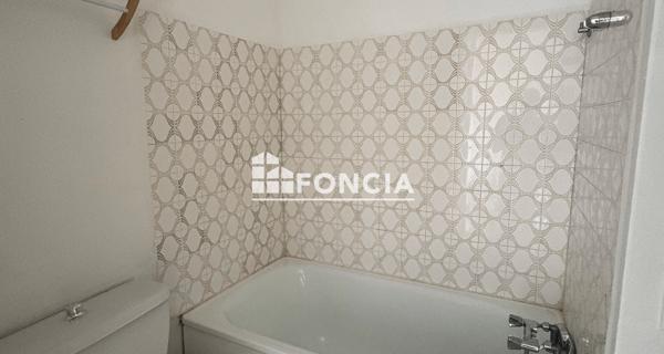 Location Studio 17.04 m² - Melun 77000