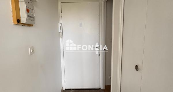Location Studio 17.04 m² - Melun 77000
