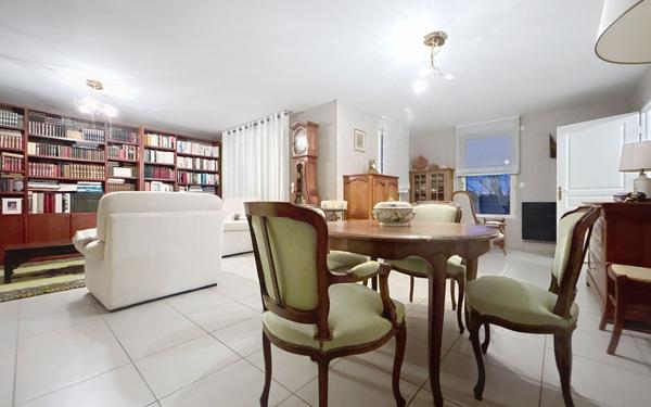 Appartement à vendre    5 pièces • 135,56 m2 Tours