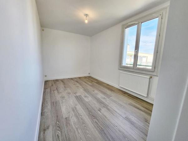 Appartement T2 53 m² Ecommoy