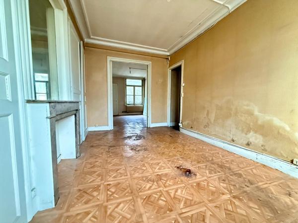 A VENDRE : T2 à LILLE • Centre • 199 000 € FAI • Réf. 1385