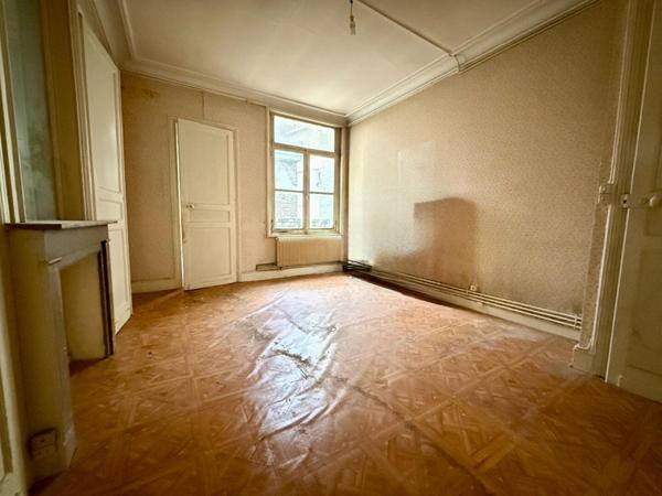 A VENDRE : T2 à LILLE • Centre • 199 000 € FAI • Réf. 1385