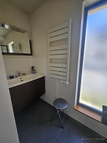 Saint-Benoît L'Ermitage Maison de plain pied 123 m² environ avec 2 terrasses et garage.