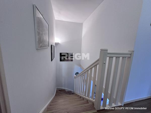 Saint-Cyr-en-Val (45590) Saint-Cyr-en-Val (45590) - Maison 154 m² carrez (158m²/sol) – 4 Chbrs – Piscine – T 709 m²