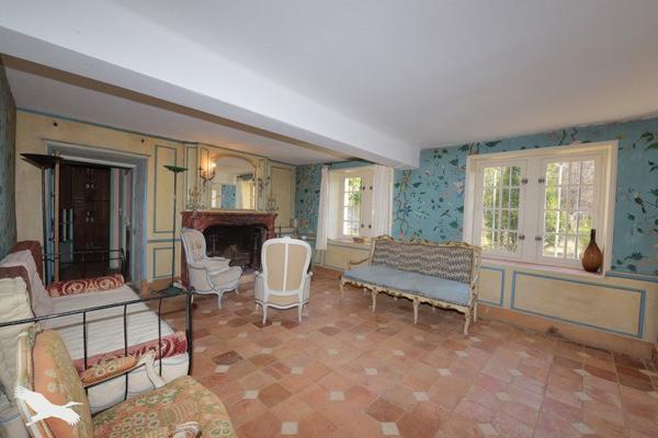 Maison à vendre |  Valaire |  16 pièces | 497 m²
