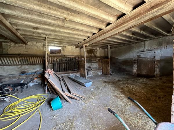 Corps de ferme à vendre à Chatillon sur Indre