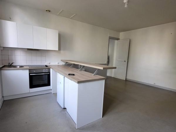 Location Appartement 2 pièces Arras (62000) - ARRAS CENTRE