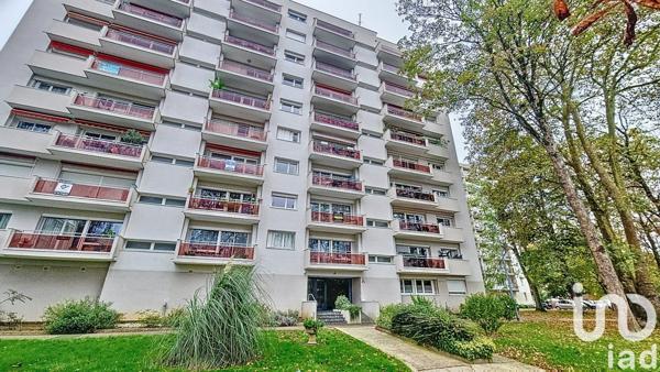 Appartement 2 pièces de 47 m² à Montereau-Fault-Yonne (77130)