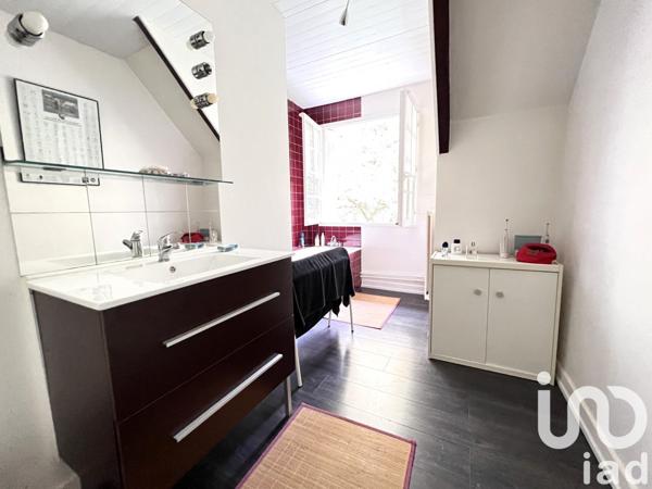 Maison à vendre 8 pièces 208 m² Mézières-sur-Seine