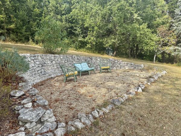 Roquecor (82150) TARN ET GARONNE ROQUECOR Maison avec 3 chambres, bien rénové avec jardin, terrasse jolie vues