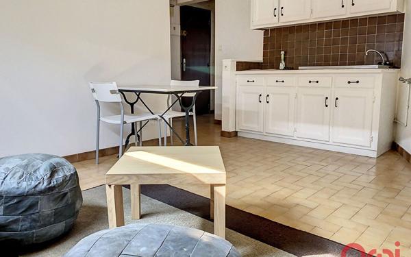 Immeuble à vendre    12 pièces •  Montluçon