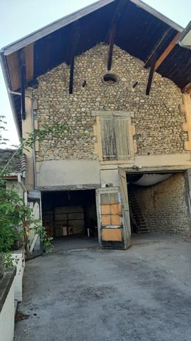 Appartement Rives 4 pièce(s) 101 m2 + grange et terrain