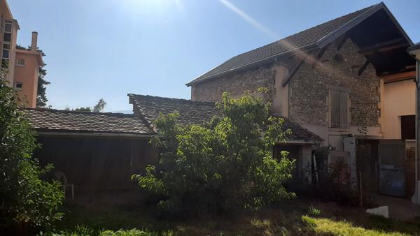 Appartement Rives 4 pièce(s) 101 m2 + grange et terrain