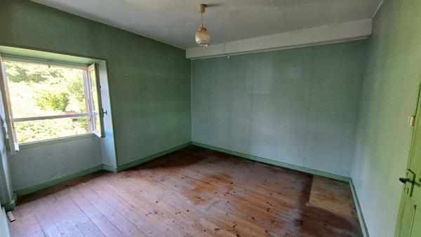 Immeuble 10 pièces - 170 m²