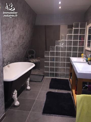 Maison de commerce et d'habitation