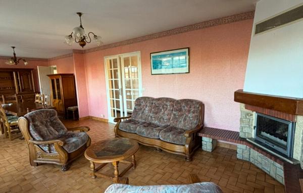 SOUS COMPROMIS Charmante Maison T5 sur 11 000 m2 de Terrain