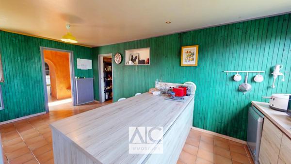 Plouha (22580) Maison 8 pièces, 195m2, PLOUHA (22580)